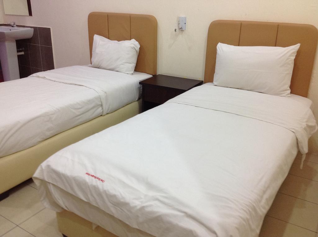 Dg One Stop Budget Hotel Ipoh Zimmer foto
